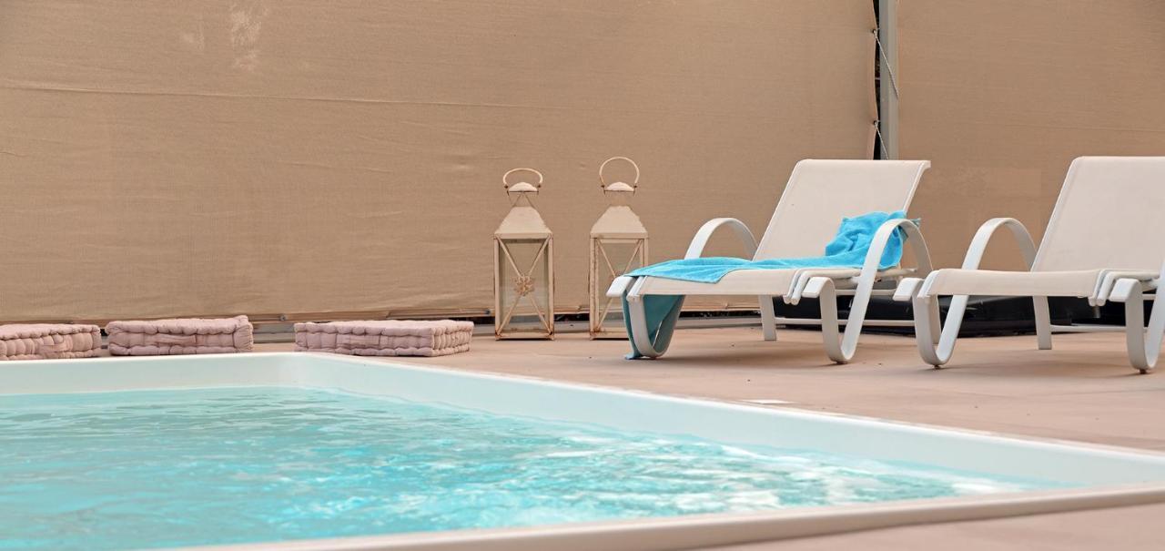 Oasis By The Sea Aparthotel Chiliadou  Buitenkant foto